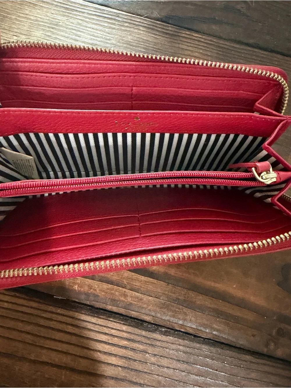 kate spade Red Pebbled Leather Zip Wallet with Bow Pull